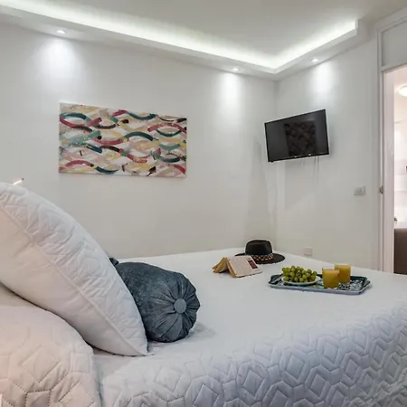 304 First Floor Quite Bungalow Terrace & Pool Lejlighedshotel Playa de las Américas