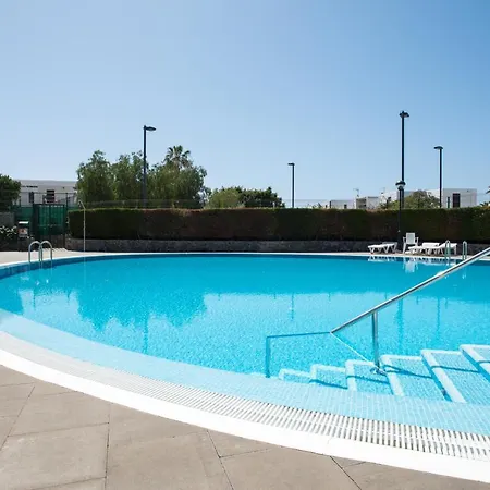 304 First Floor Quite Bungalow Terrace & Pool Lejlighedshotel